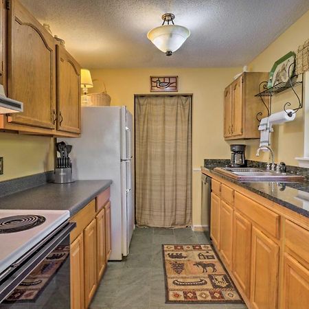 Creekside Retreat With Deck, 18 Miles To Wolf Ridge Villa Weaverville Bagian luar foto