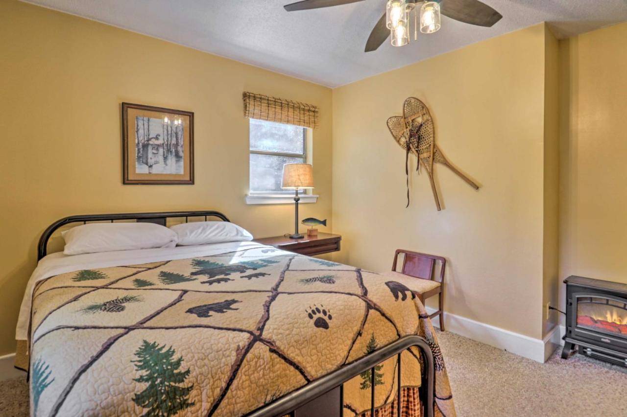 Creekside Retreat With Deck, 18 Miles To Wolf Ridge Villa Weaverville Bagian luar foto