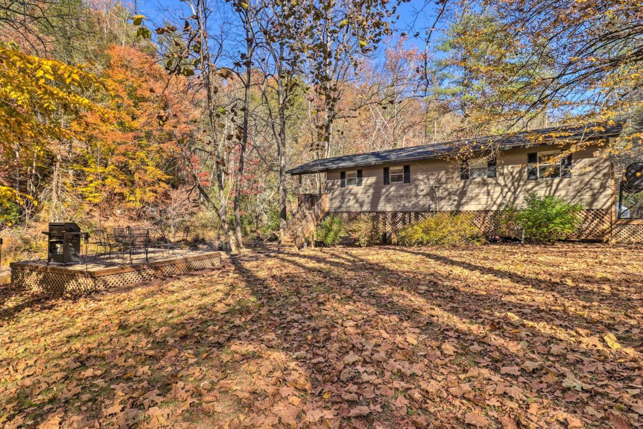 Creekside Retreat With Deck, 18 Miles To Wolf Ridge Villa Weaverville Bagian luar foto