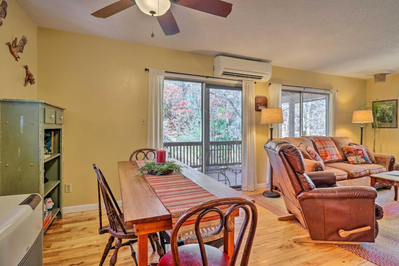 Creekside Retreat With Deck, 18 Miles To Wolf Ridge Villa Weaverville Bagian luar foto